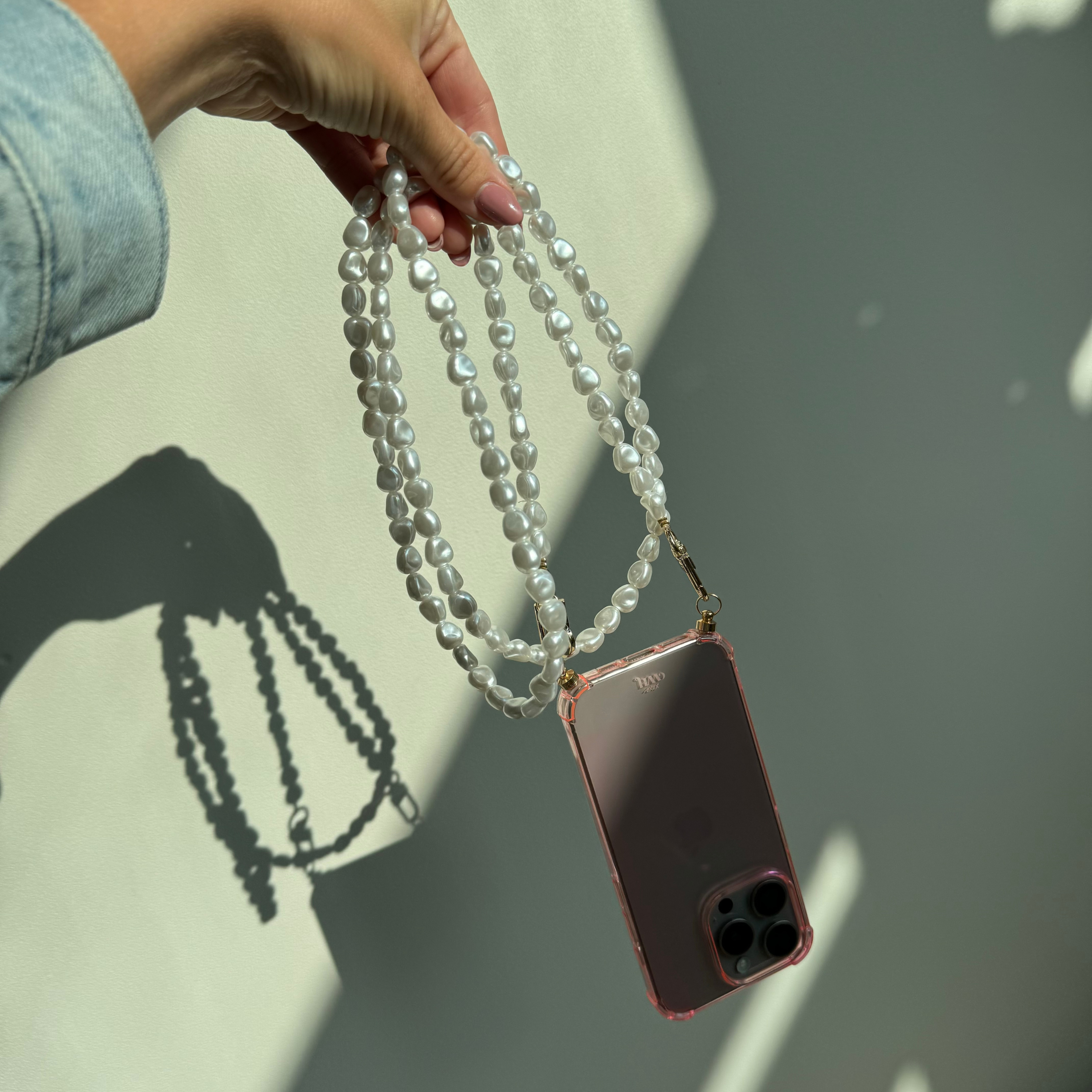 xoxo Wildhearts - iPhone 15 - Pearlfection Cord Case Pink - Long Cord