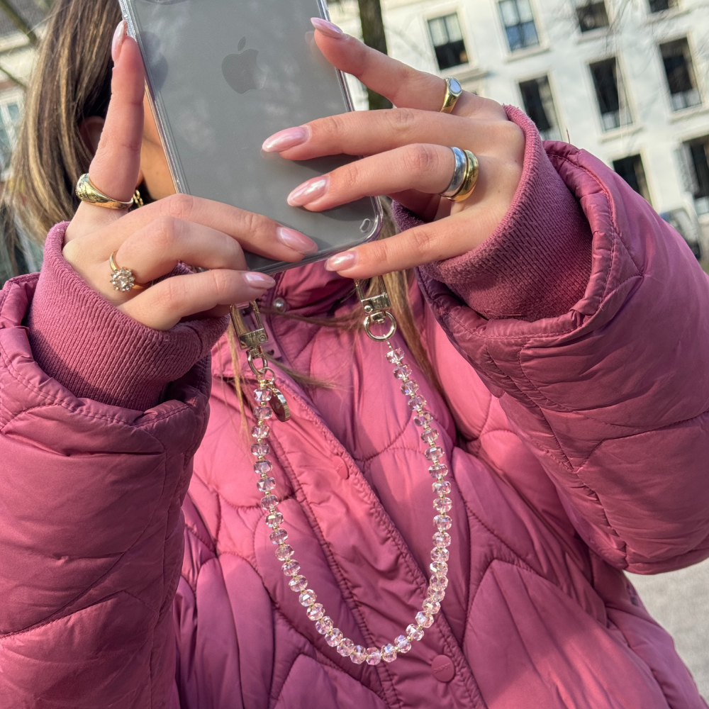 xoxo Wildhearts iPhone 17 - Crystal (Pink) Transparant Cord Case