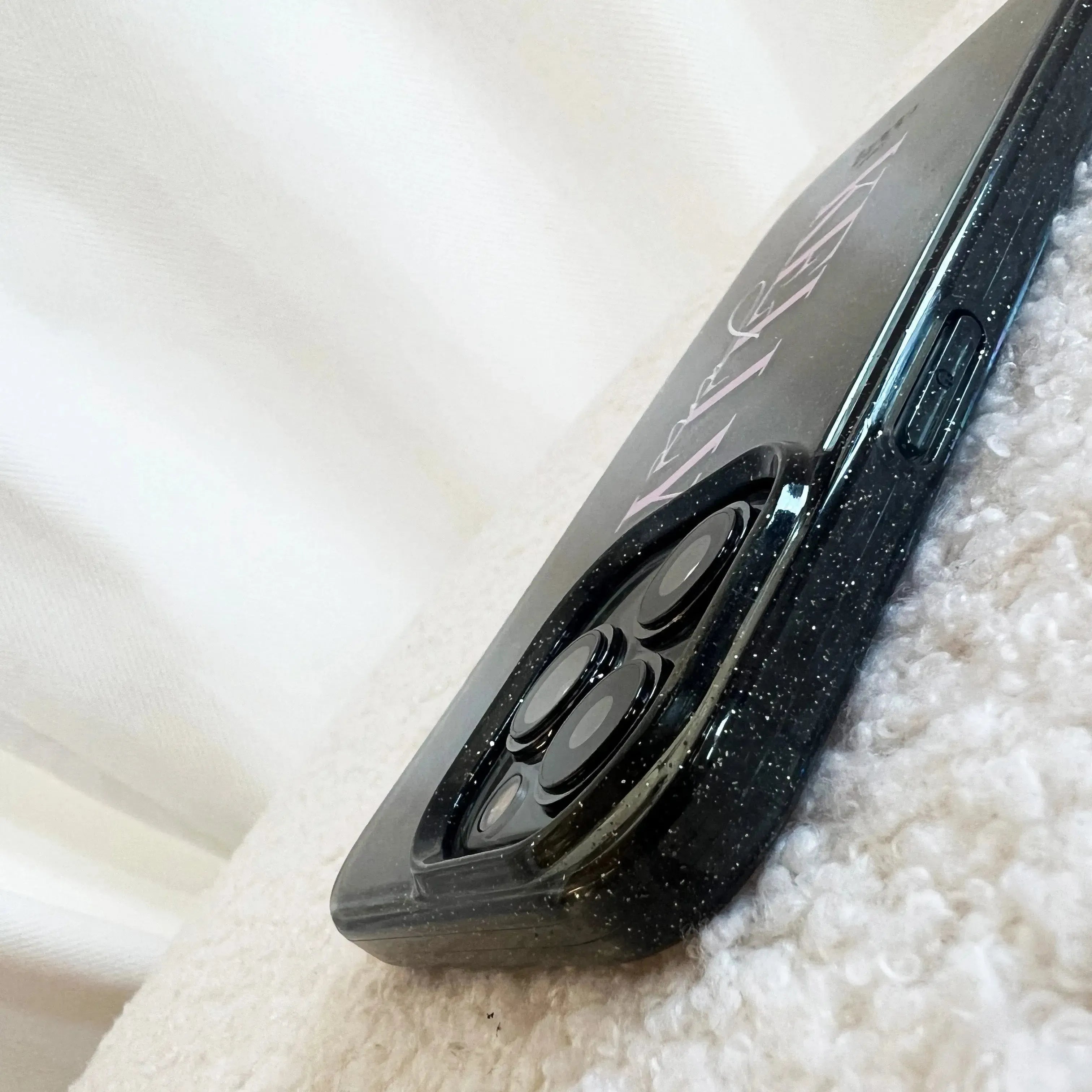 xoxo Wildhearts - Sparkle Away Black Personalized - iPhone 17 Pro Max