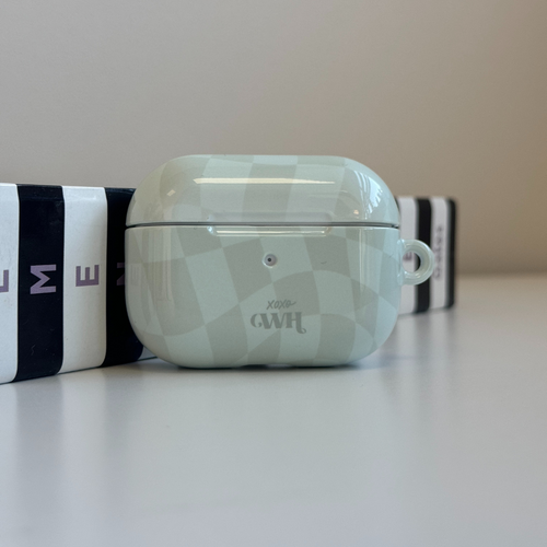 xoxo Wildhearts - AirPods 3 case - Pretty Pistache - Glossy