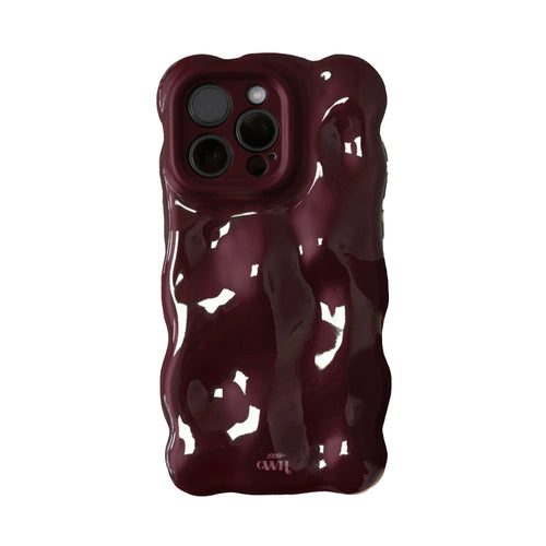 xoxo Wildhearts - Bubbly case Burgundy - iPhone 16 Pro