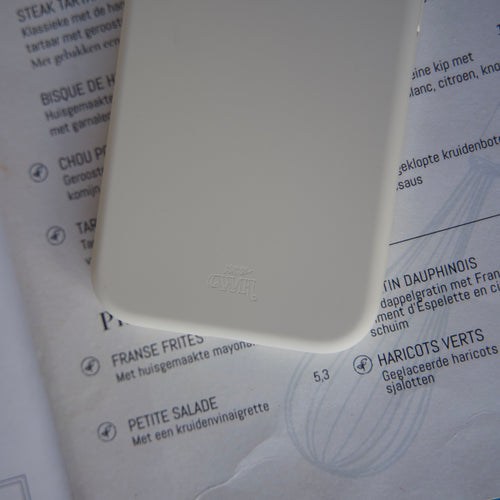 xoxo Wildhearts Shockproof silicone case Beige - iPhone 16 Pro Max