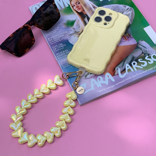 Glossy Wavy Case Buttercup - Funky Hearts Cord - iPhone 11