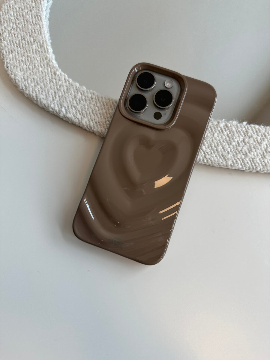 Biggest Love Brown - iPhone 15 Plus