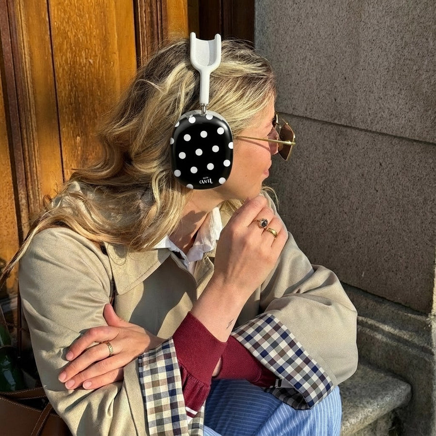 AirPods Max (2) - Polka Dots (Black)