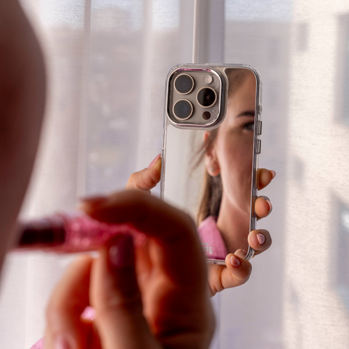 xoxo Wildhearts iPhone 17 - Mirror Case