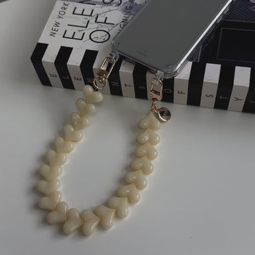 iPhone 15 Pro Max - Funky Hearts (Creme) Transparant Cord Case