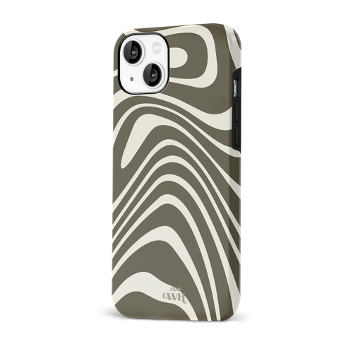 Groen en off-white Boogie Wonderland iPhone 15 Plus hoesje met golvend patroon en xoxo GWH logo.