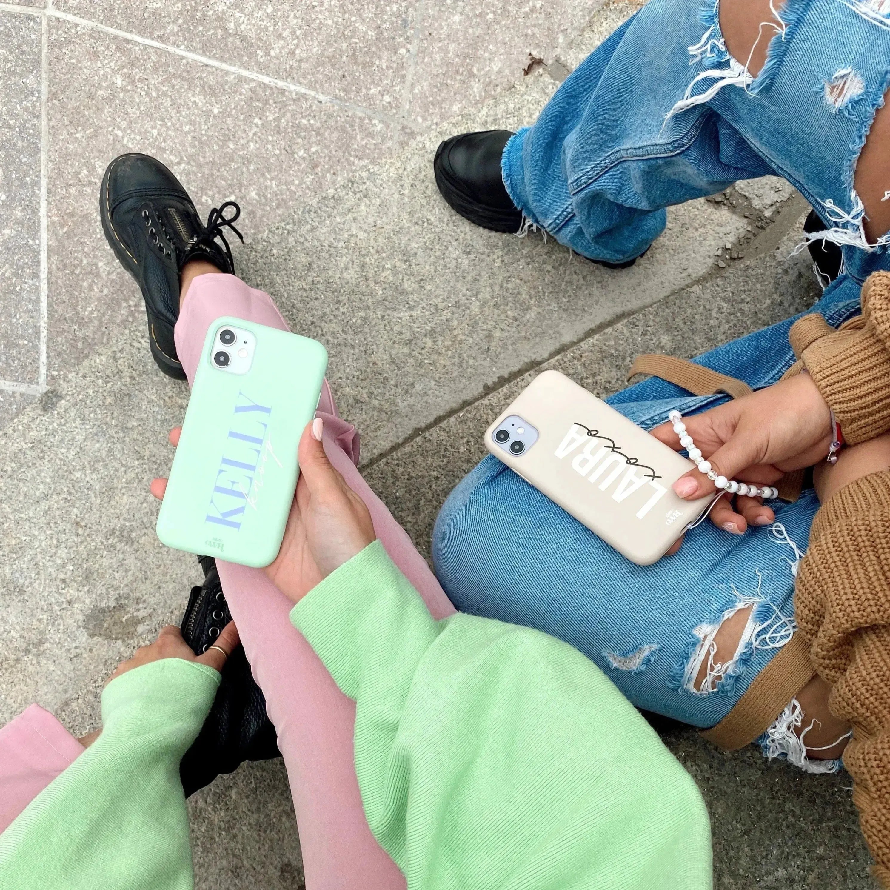 xoxo Wildhearts - iPhone 14 Pro Black - Personalized Colour Case