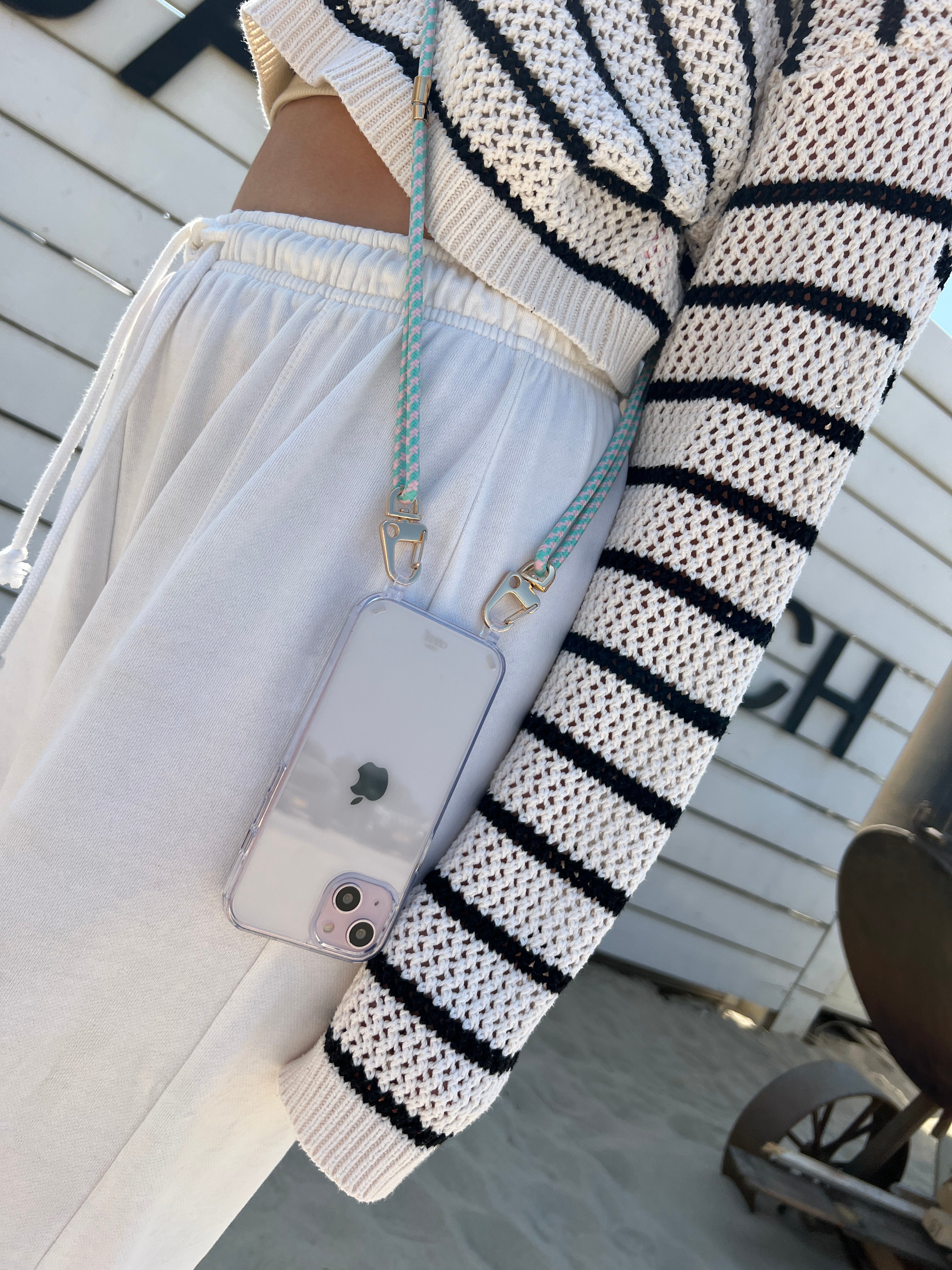 xoxo Wildhearts - iPhone 15 - Aqua Pink Transparant Cord Case