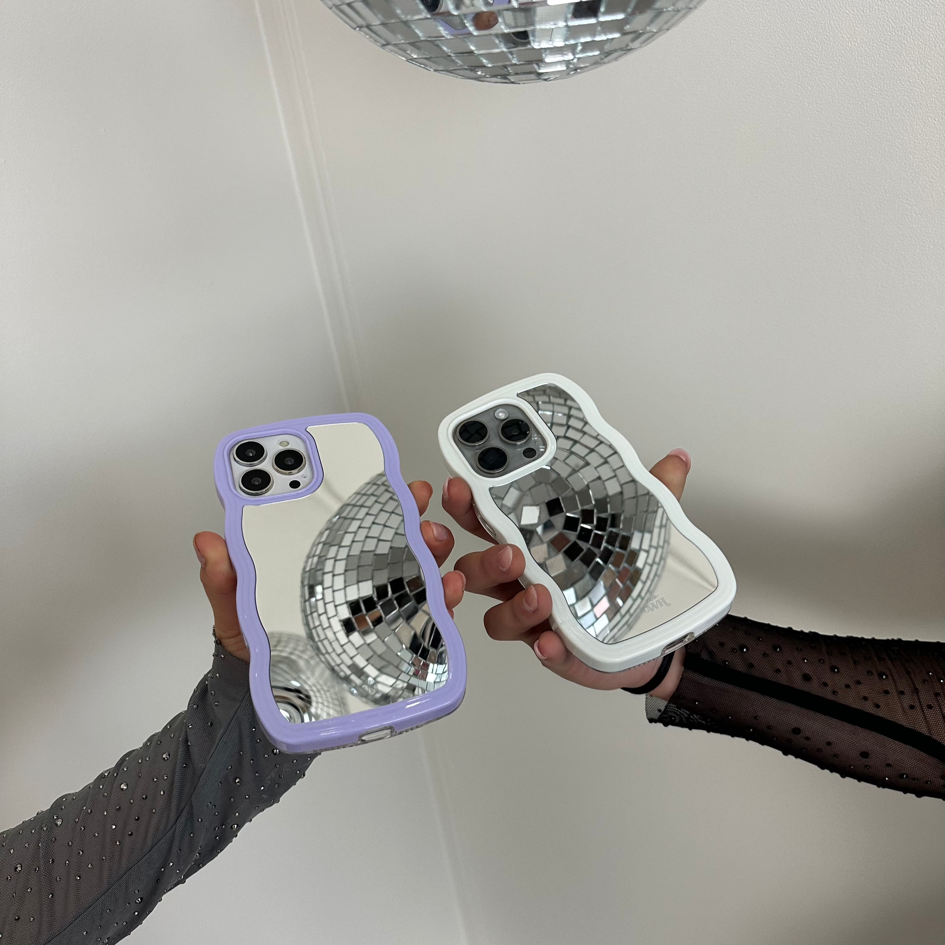 xoxo Wildhearts - Wavy mirror case Lilac
