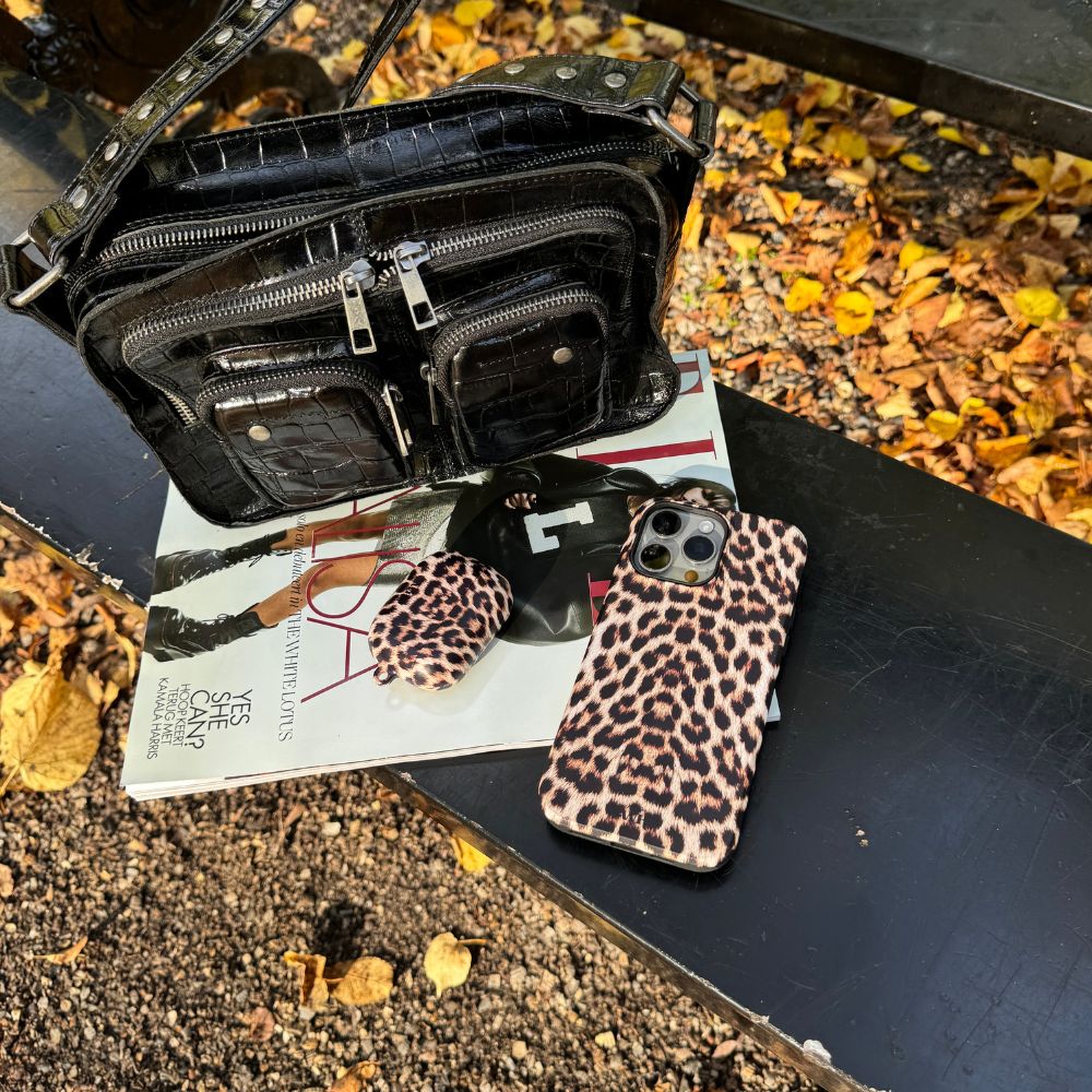 xoxo Wildhearts - AirPods 1 & 2 - Wild Thing