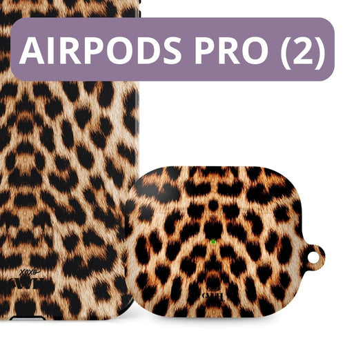 xoxo Wildhearts - xoxo Wildhearts telefoonhoesje geschikt voor iPhone 14 Pro Max met AirPods Pro (2) hoesje - set - Wild Thing - Double Layer - Telefoonhoesje met dubbele beschermlaag - Panterprint - Tijger - Panter - Tijgerprint hoesje