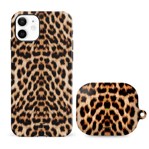 xoxo Wildhearts - xoxo Wildhearts telefoonhoesje geschikt voor iPhone 11 met AirPods Pro (2) hoesje - set - Wild Thing - Double Layer - Telefoonhoesje met dubbele beschermlaag - Panterprint - Tijger - Panter - Tijgerprint hoesje