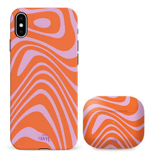 xoxo Wildhearts - xoxo Wildhearts telefoonhoesje geschikt voor iPhone X/10 en XS met AirPods Pro (2) hoesje - set - Boogie Wonderland Orange - Double Layer - Telefoonhoesje met dubbele beschermlaag - Hoesje met golvend patroon - Golven - Oranje met Paars