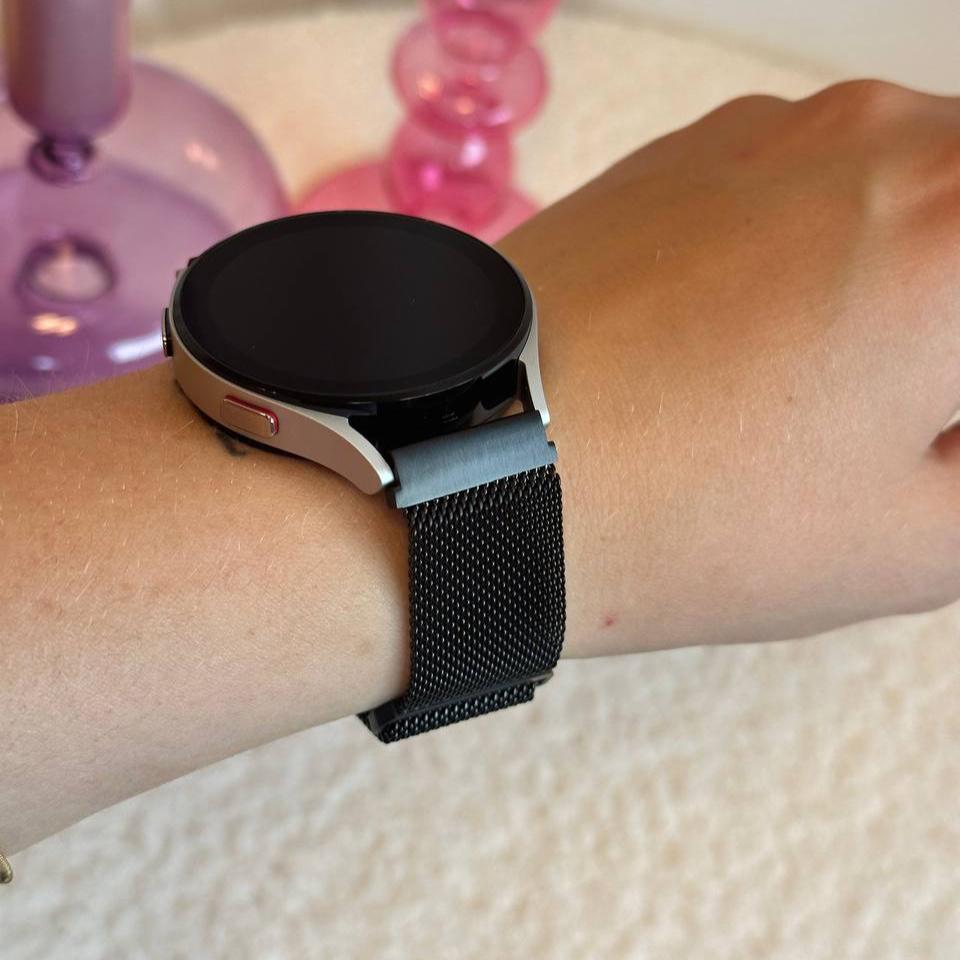 xoxo Wildhearts - Fossil Gen 6 44mm milanees bandje (zwart)